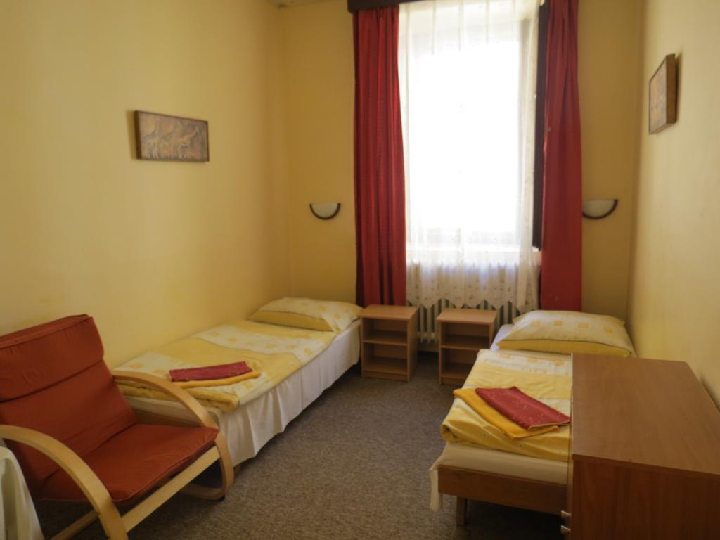 Hotel Cesky Dvur Beroun (Central Bohemian) Quarto foto