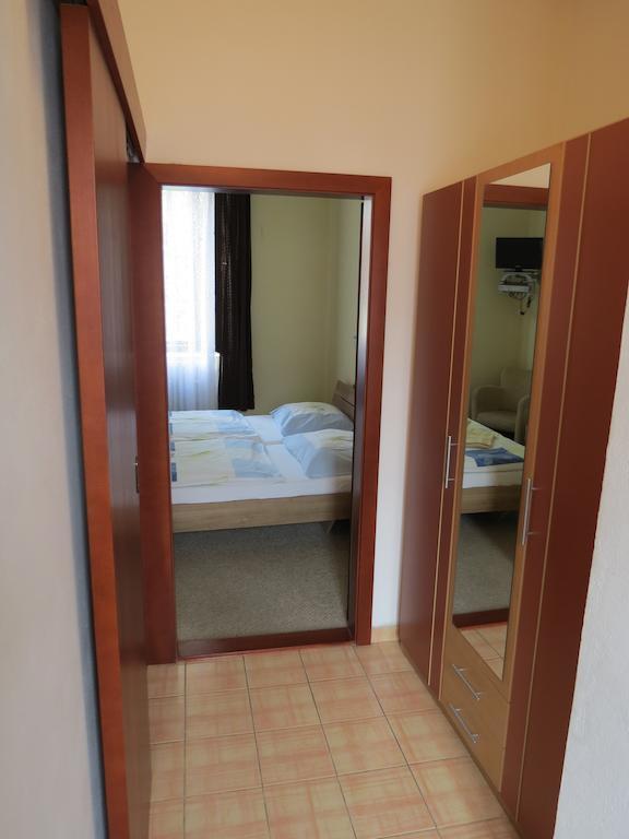 Hotel Cesky Dvur Beroun (Central Bohemian) Quarto foto